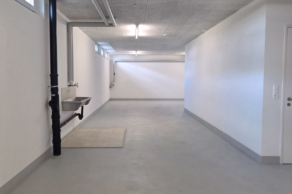 Più spazio per la Sua libertà!, Hochstrasse, 8330 Pfäffikon ZH, Zurich, CH