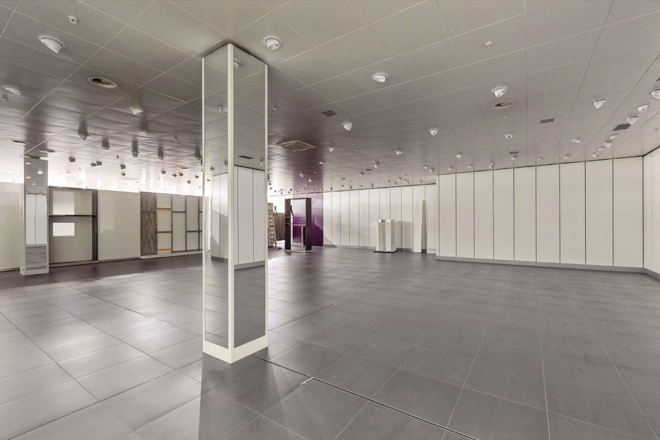 Pop-up: Superficie commerciale disponibile a breve termine, Industrielle, 2740 Moutier, BE, CH