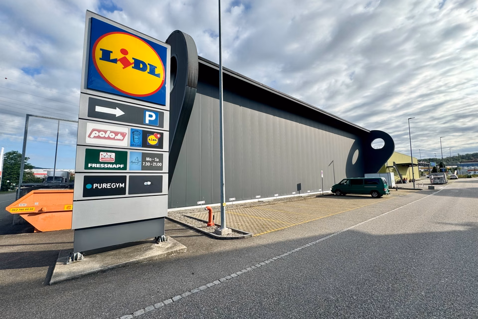 Mon nouveau local de stockage dans le parc commercial d'Oftringen, Nordstrasse, 4665 Oftringen, Aargau, CH