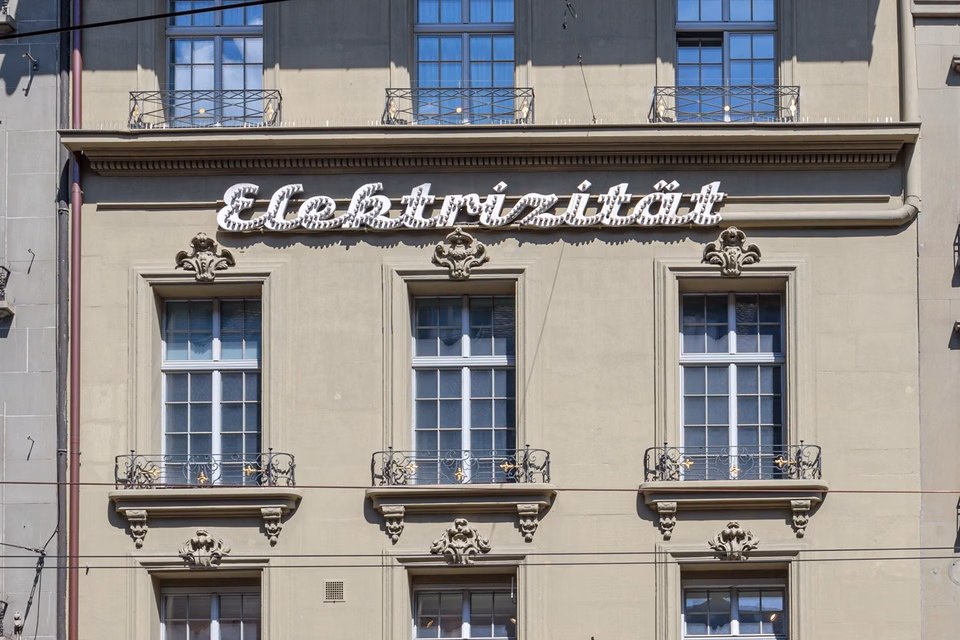 Ressentez le pouls de la ville de Berne avec une cour intérieure privée pour pauses créatives, Marktgasse, 3011 Bern, Bern, CH