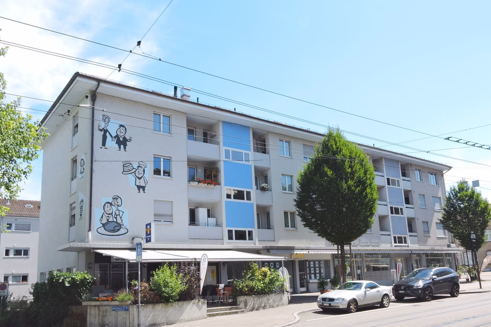 Local commercial attractif à un emplacement de premier ordre, Hauptstrasse, 4102 Binningen, Basel-Landschaft, CH