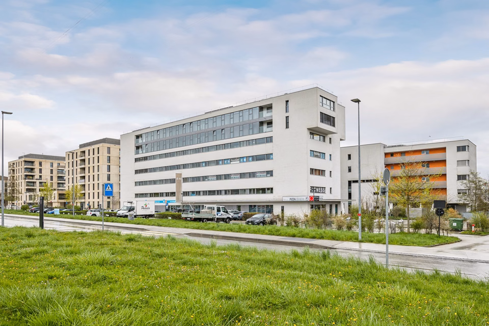 Vos futurs bureaux proche de l'autoroute - 1 mois de loyer offert!, Allée de la Petite-Prairie, 1260 Nyon, Vaud, CH