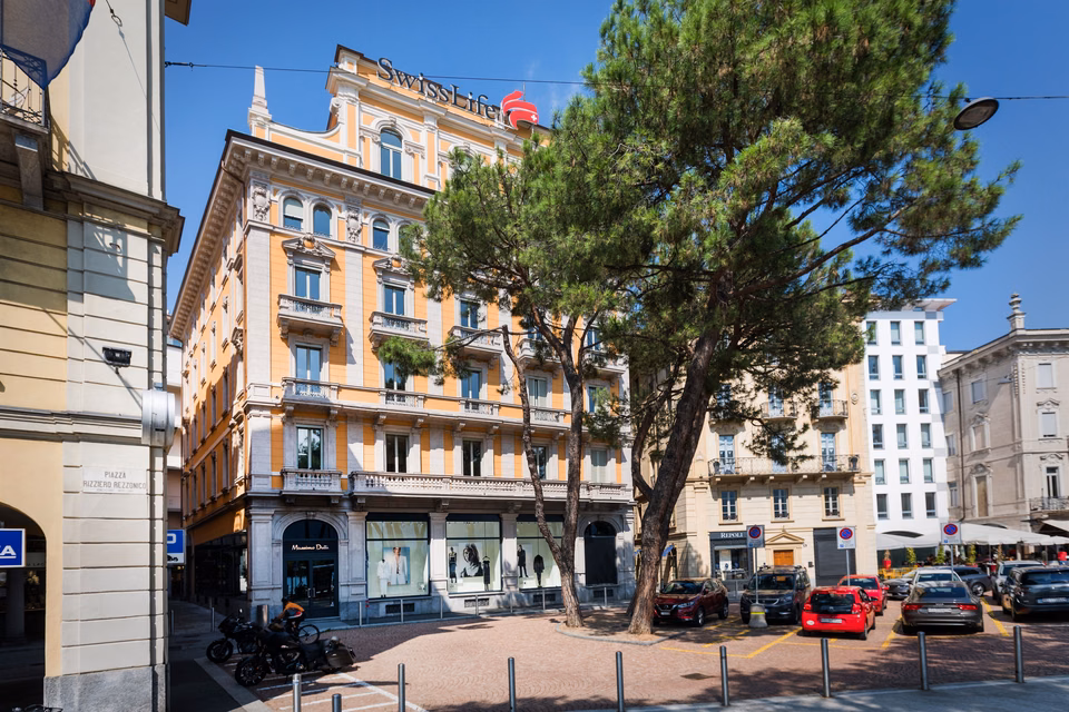 Il vostro nuovo ufficio di rappresentanza, Via Nassa, 6900 Lugano, Ticino, CH
