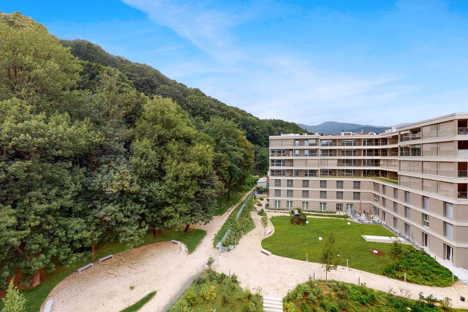 Parco Cornaredo - LOCALE COMMERCIALE, Via Chiosso, 6948 Porza, Ticino, CH