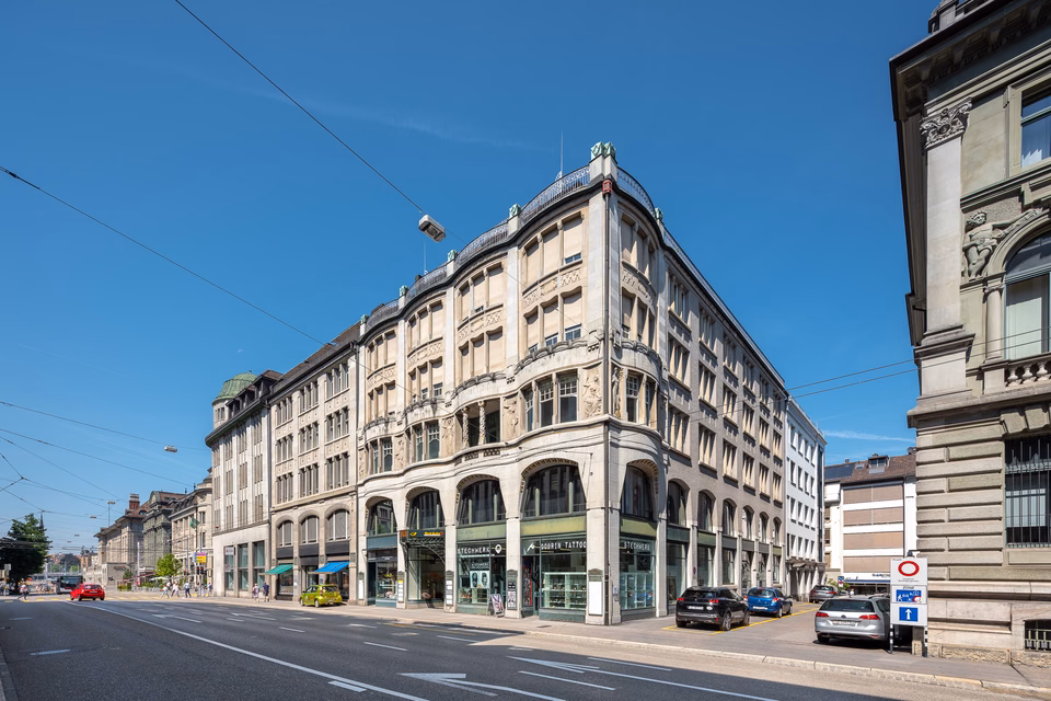 Attractive commercial space in prime location at St. Gallen main station, St. Leonhardstrasse, 9000 St. Gallen, St. Gallen, CH