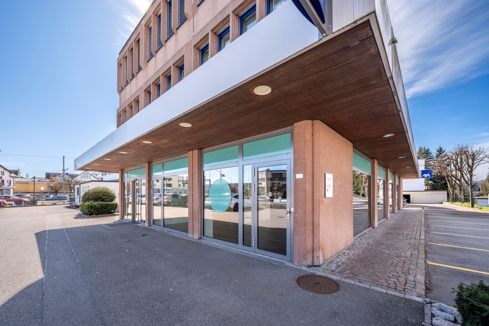 Modern, high-quality fitted commercial space in the centre of Mutschellen, Bellikerstrasse, 8965 Berikon, Aargau, CH