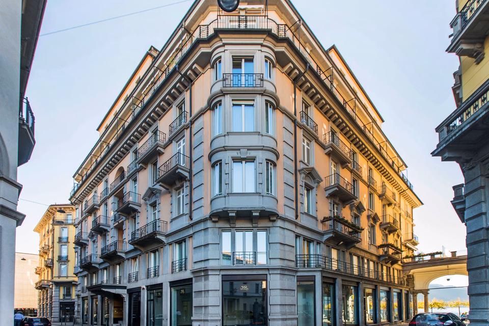 Ufficio di charme appena rinnovato al Palazzo Gargantini, Via Guglielmo Marconi, 6900 Lugano, Ticino, CH