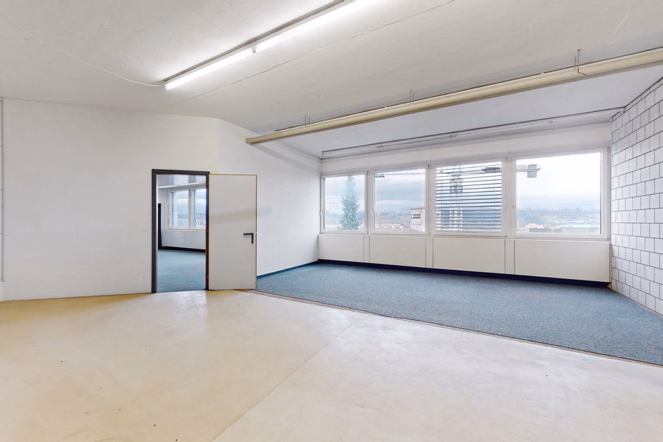 Surface de bureaux et d'activités - Immeuble commercial GO! à Oberentfelden - 130 m2, Industriestr., 5036 Oberentfelden, Aargau, CH