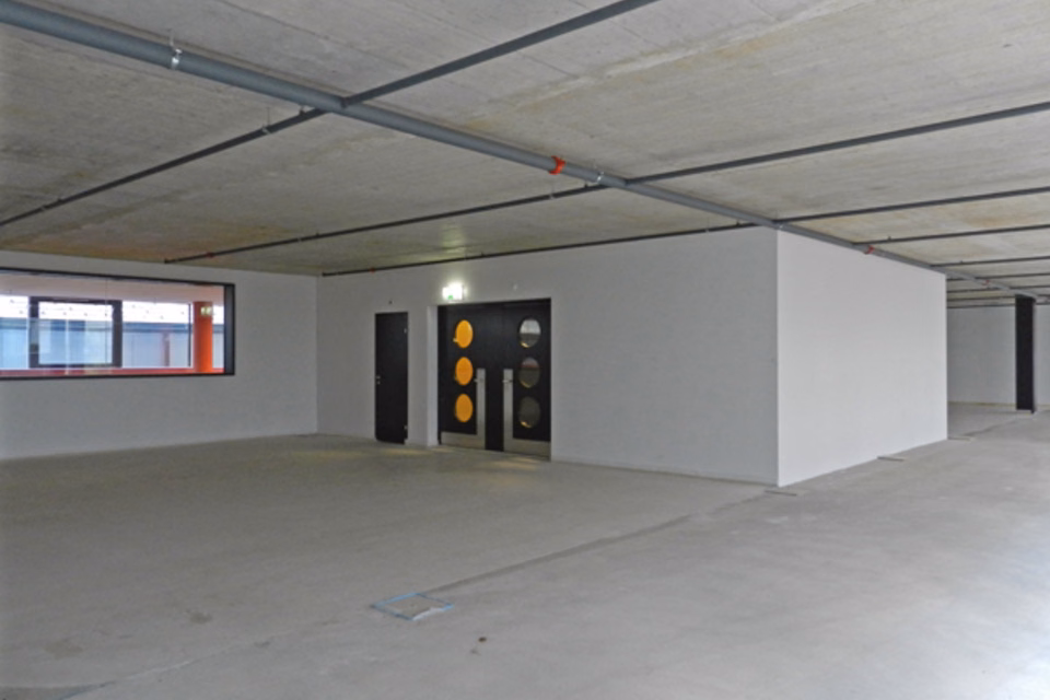 Superficie per uffici moderna in posizione attraente a Zurigo Albisrieden, Flüelastrasse 31 A, 8047 Zürich, Zurich, CH