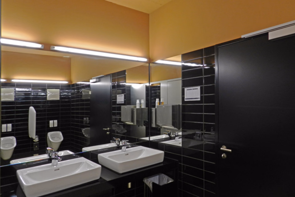Superficie per uffici moderna in posizione attraente a Zurigo Albisrieden, Flüelastrasse 31 A, 8047 Zürich, Zurich, CH