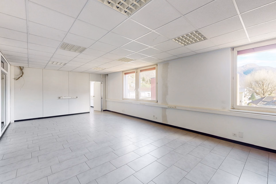 Your commercial premises in Rivera, Via Cantonale, 6802 Rivera, Ticino, CH