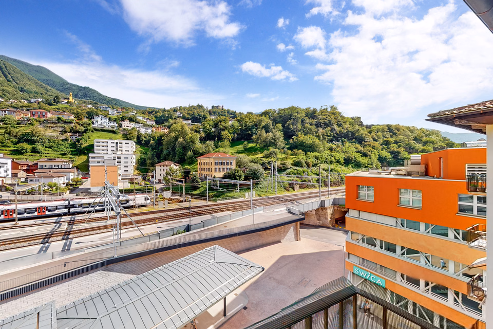 VOTRE LOCAL COMMERCIAL EN PLEIN CENTRE À BELLINZONA, Viale Stazione, 6500 Bellinzona, Ticino, CH