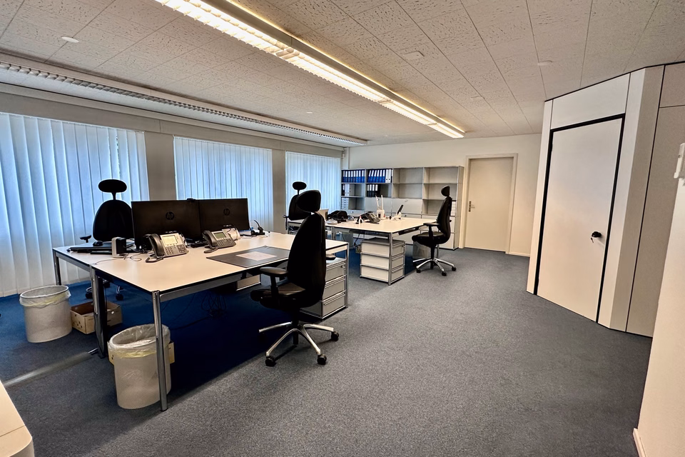 Local commercial à louer, emplacement central à Zoug, Chamerstrasse 12 A, 6300 Zug, Zug, CH