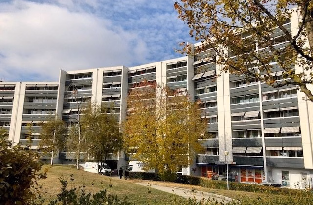 Place de parc extérieure