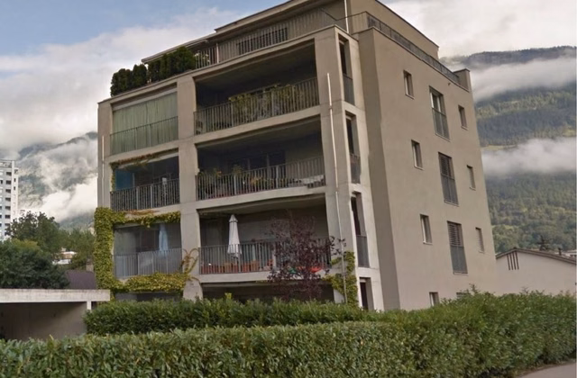 Parking space for rent at Scalettastrasse 71!