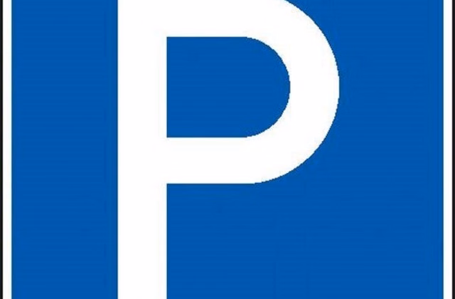 Posto auto in affitto a Dübendorf