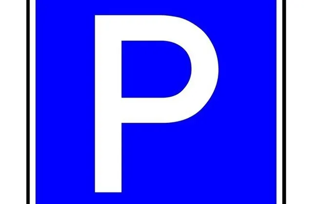 Posto auto direttamente alla stazione di Sarnen