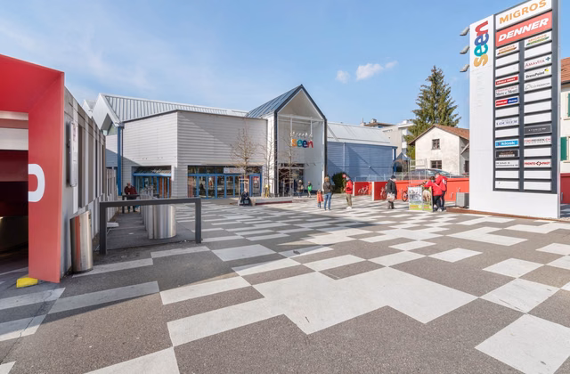 Locaux commerciaux attractifs dans le centre commercial Shopping Seen, Winterthur