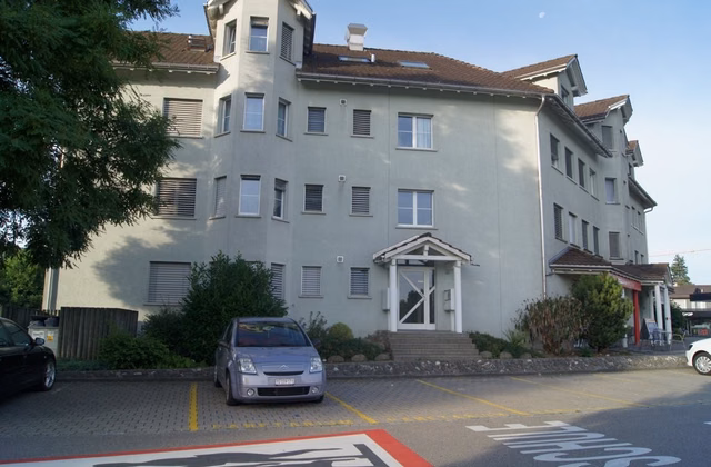 Posto auto in garage sotterraneo in affitto a Sirnach