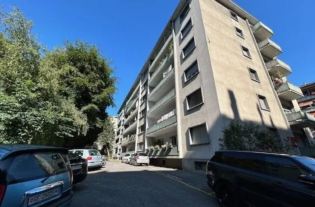 Parkplatz zu vermieten