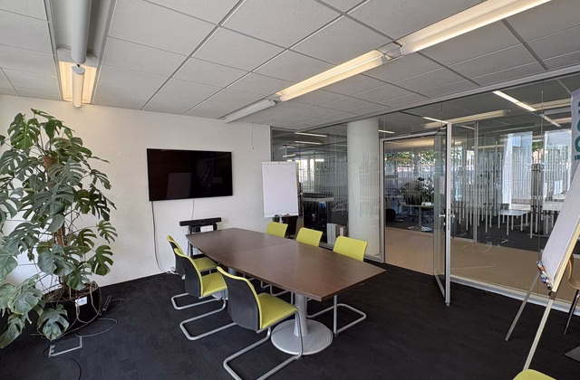 Surface de bureaux attractive et aménagée, emplacement central à Wallisellen