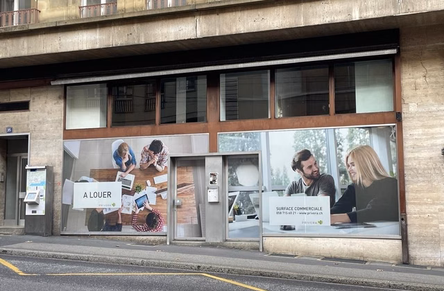 Surface commerciale avec emplacement idéal !