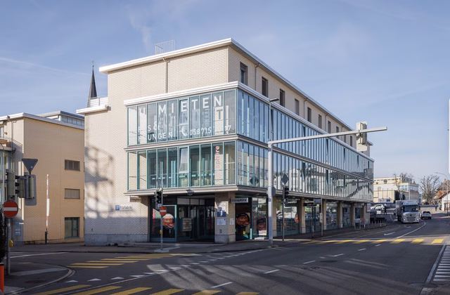 Locaux de bureaux ou cabinets attractifs en emplacement central à Wil