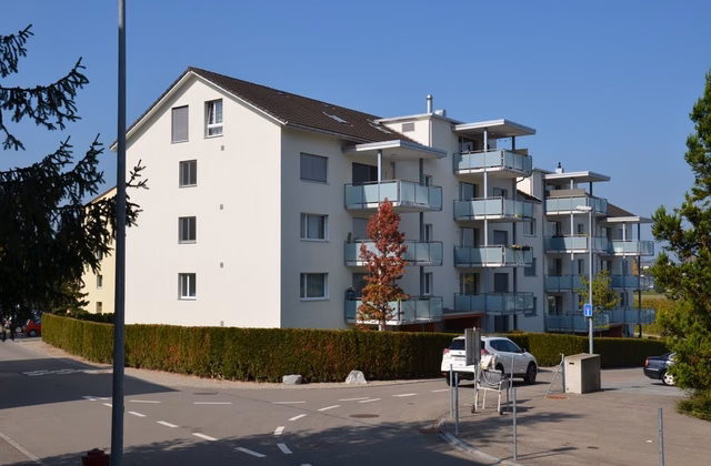 Parcheggio esterno coperto in affitto