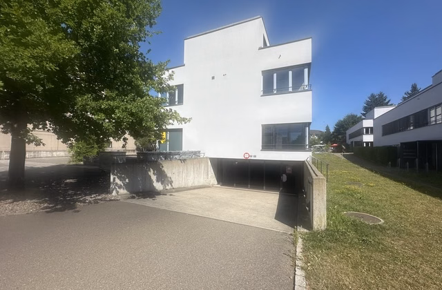 Einstellplatz in Fällanden mieten