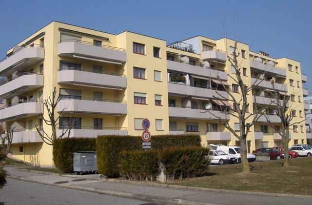Aussenparkplatz zu vermieten!