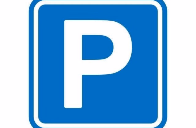 Place couverte pour moto à louer à Egg (près de Zurich)