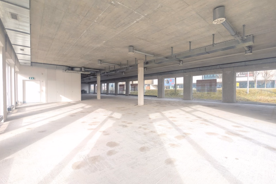 Bauarena - optimale Ladenfläche für Ihr Unternehmen, Industriestrasse, 8604 Volketswil, Zurich, CH