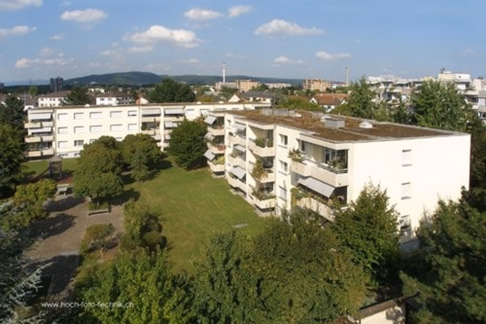 Posto moto, Käppelibodenweg, 4132 Muttenz, Basel-Landschaft, CH