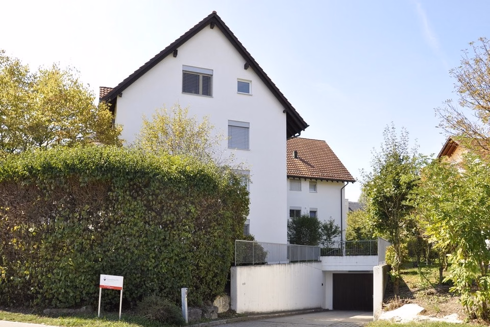 Place de parc à louer, Vorbruggenstrasse 5, 7,, 8422 Pfungen, Zurich, CH