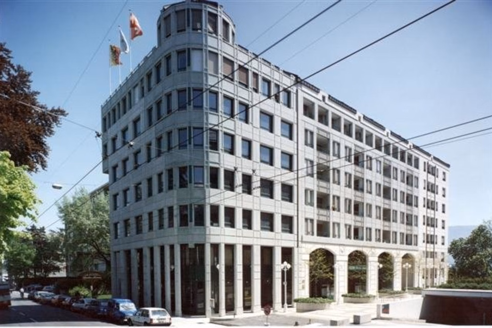 Place de parc intérieur dans le quartier de St-Jean, Rue de Saint-Jean 30 -, 1203 Genève, Geneva, CH