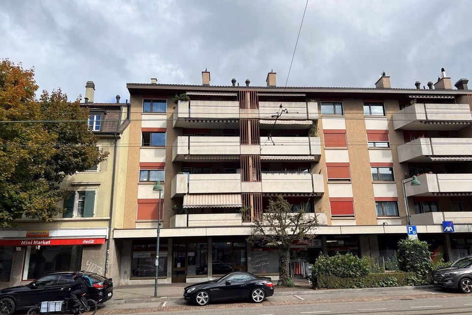 Place de parc à un emplacement privilégié, Hauptstrasse 33,, 4127 Birsfelden, Basel Land, CH