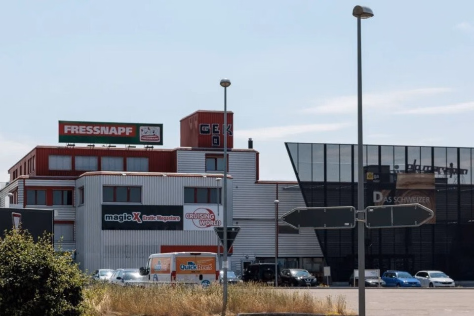 Lager in der Shoppingmeile Lyssach zu vermieten, Bernstrasse, 3421 Lyssach, Bern, CH