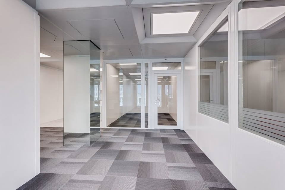 Commercial space of 450 m2 in the heart of World Trade Center II, Route de Pré-Bois, 1215 Genève 15 Aéroport, Geneva, CH