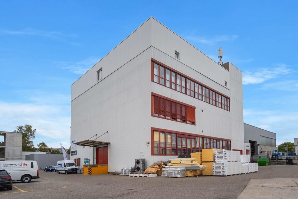 Cerchi un magazzino?, Hegmattenstrasse 24,, 8404 Winterthur, Zurich, CH