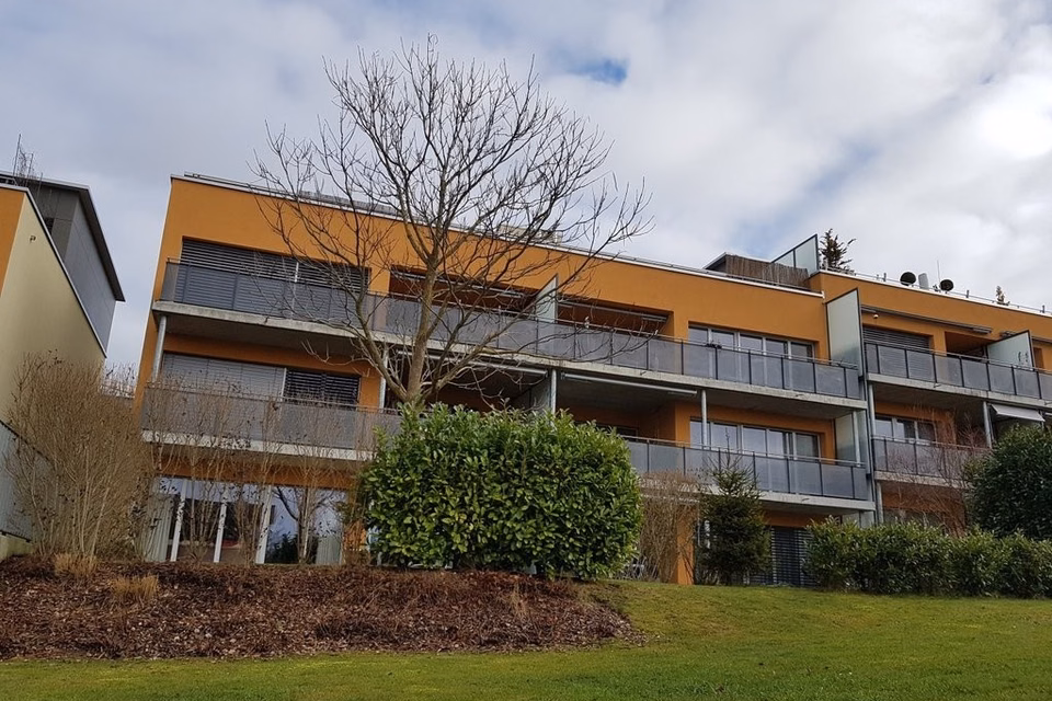 Vous cherchez une place pour moto ?, Schürlirain, 3172 Niederwangen BE, Bern, CH
