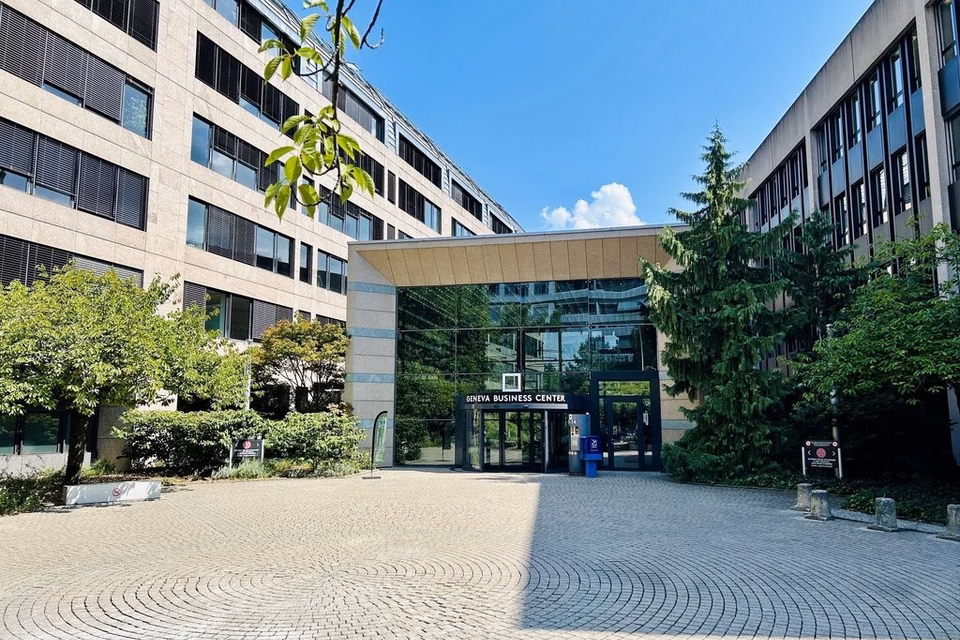 Attractive 85 m2 space - GBC - Petit-Lancy, Avenue des Morgines, 1213 Petit-Lancy, Geneva, CH