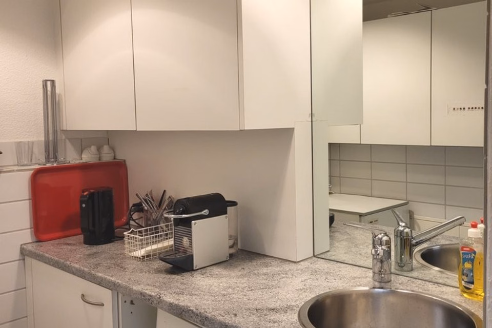 Il vostro nuovo ufficio nel quartiere alla moda di Seefeld!, Riesbachstrasse, 8008 Zürich, Zurich, CH