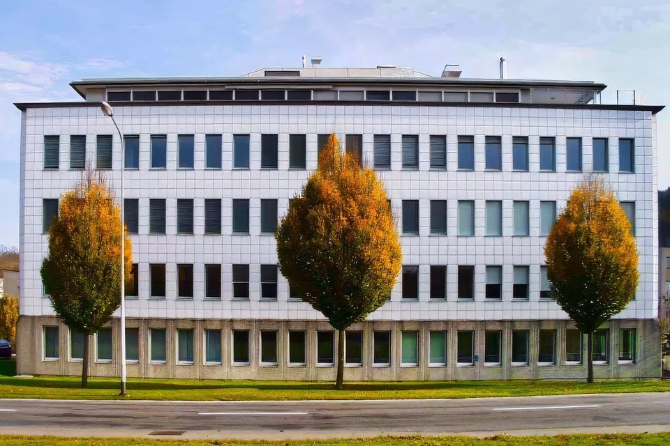 130 m2 - 1'100 m2 - Büroräumlichkeiten im Industriegebiet Täfern, Täfernstrasse, 5405 Dättwil AG, Aargau, CH