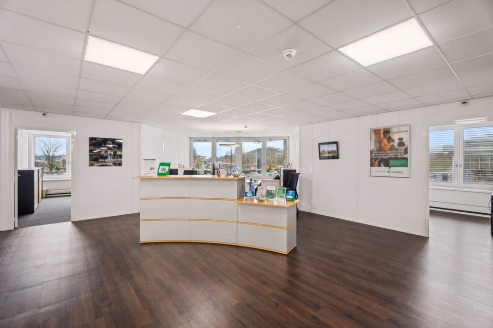 Magnificent offices close to motorway access!, En Chamard, 1442 Montagny-près-Yverdon, Vaud, CH