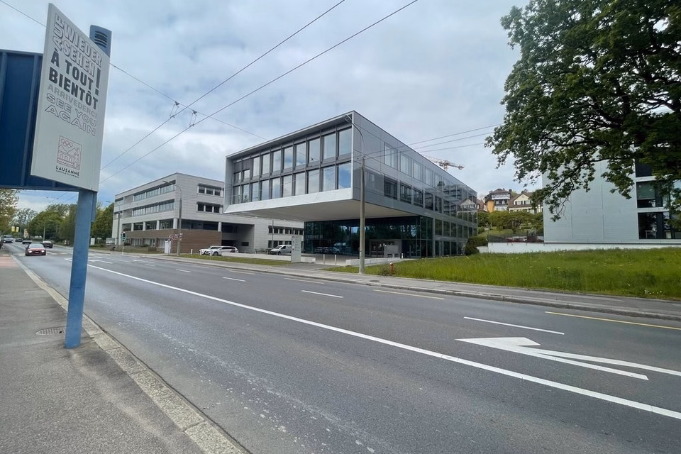 Votre dépôt proche des accès autoroutiers !, Avenue de Rhodanie, 1007 Lausanne, Vaud, CH