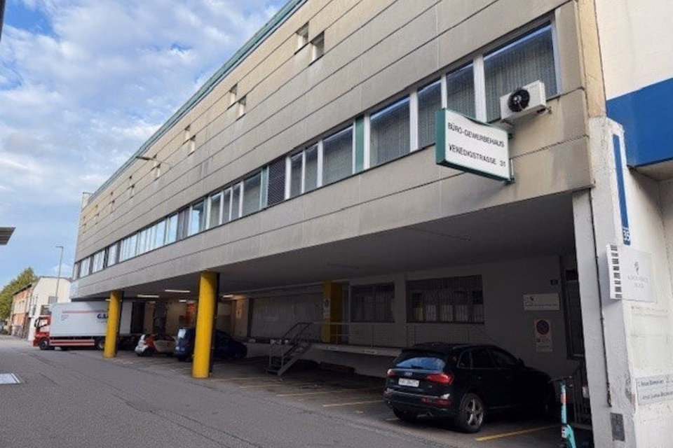 Ufficio / spazio commerciale nel cuore dell'area Dreispitz, Venedig-Strasse, 4142 Münchenstein, Basel-Landschaft, CH