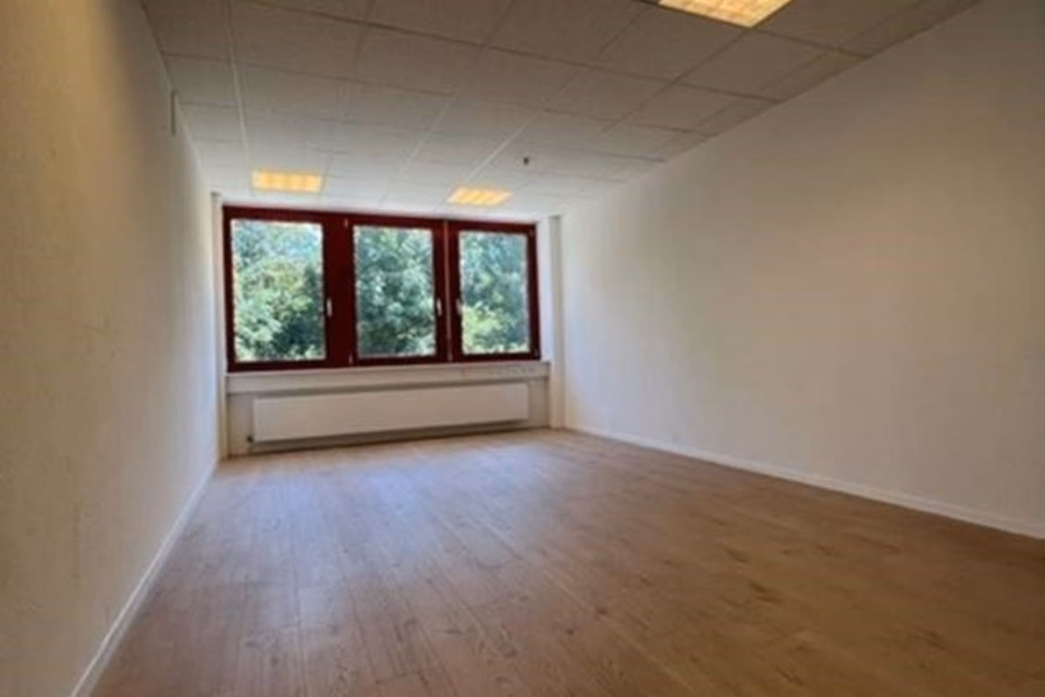 Your new offices near the motorway!, Chemin de la Colice, 1023 Crissier, Vaud, CH