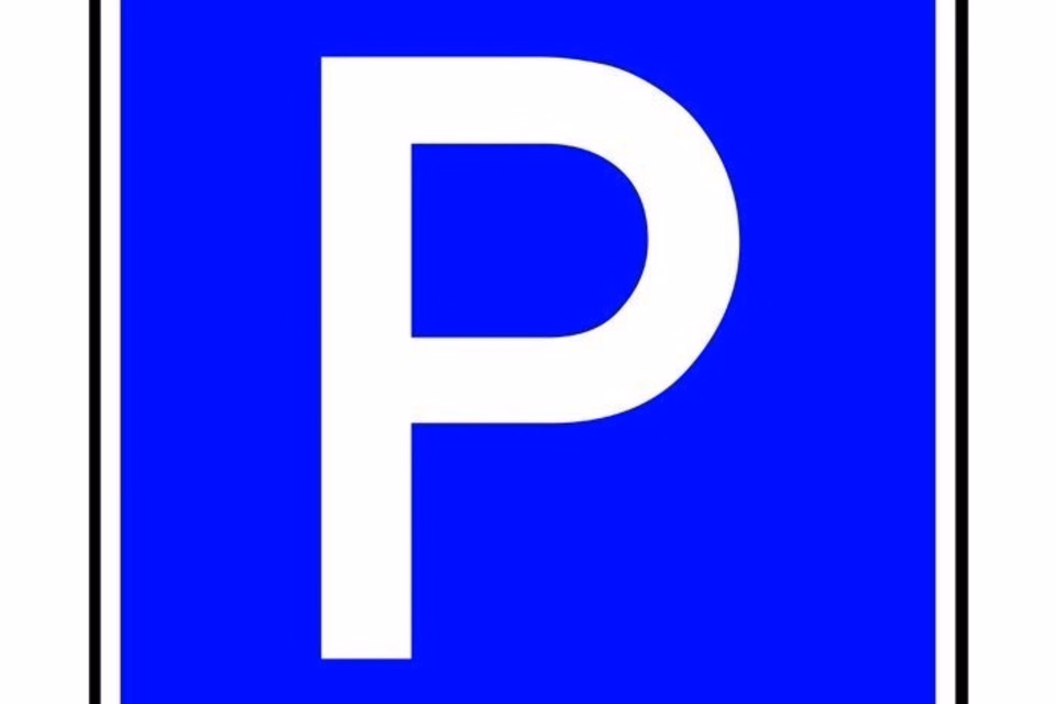 Ideal für Pendler - Einstellplatz direkt neben dem Bahnhof Sarnen, Pilatusstrasse, 6060 Sarnen, Obwalden, CH
