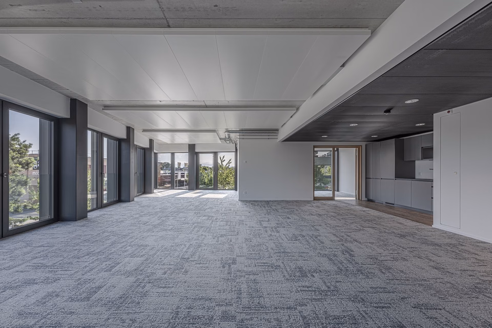 Ready to work - Work in the Ceres Tower, Hohenrainstrasse, 4133 Pratteln, Basel-Landschaft, CH