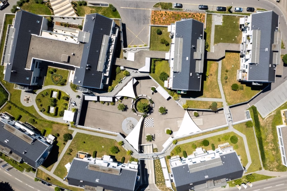 Spazi commerciali attraenti nel vivace centro di Studen BE — posizione ideale per il successo della vostra attività, Wydenpark 1-7, Hauptstrasse, 2557 Studen, Bern, CH